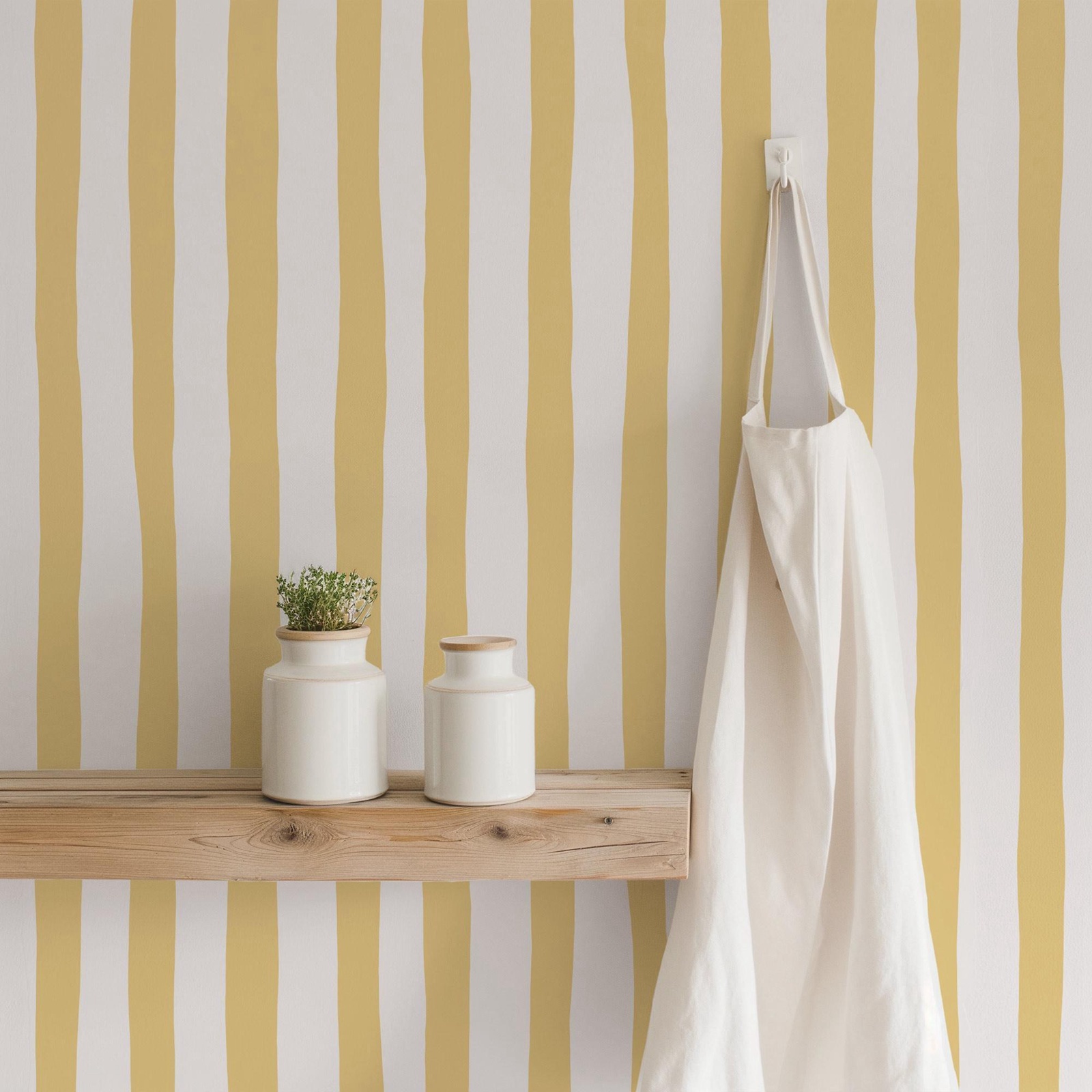 Baby Nursery Peel And Stick Wallpaper - Sunshine Yellow Wobbly Stripes Tapete zum